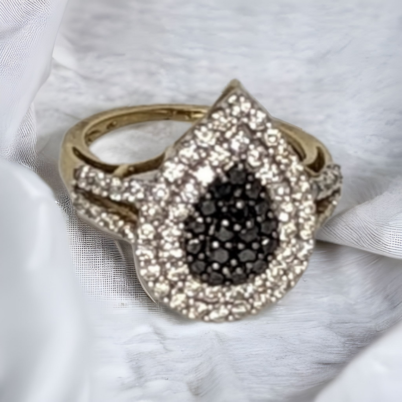 Ladies Diamond Ring 10k